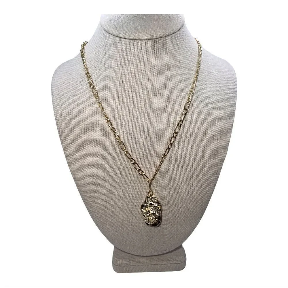 AQUA Hammered Nugget & Chain Link Pendant Necklace Gold Tone 21